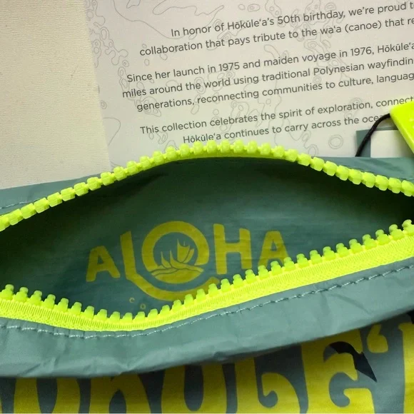 Aloha Collection x Hokulea Mini Pouch - - Picture 8 of 8